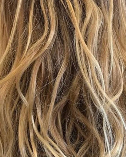 Close-up of wavy hair with brown and blonde tones
